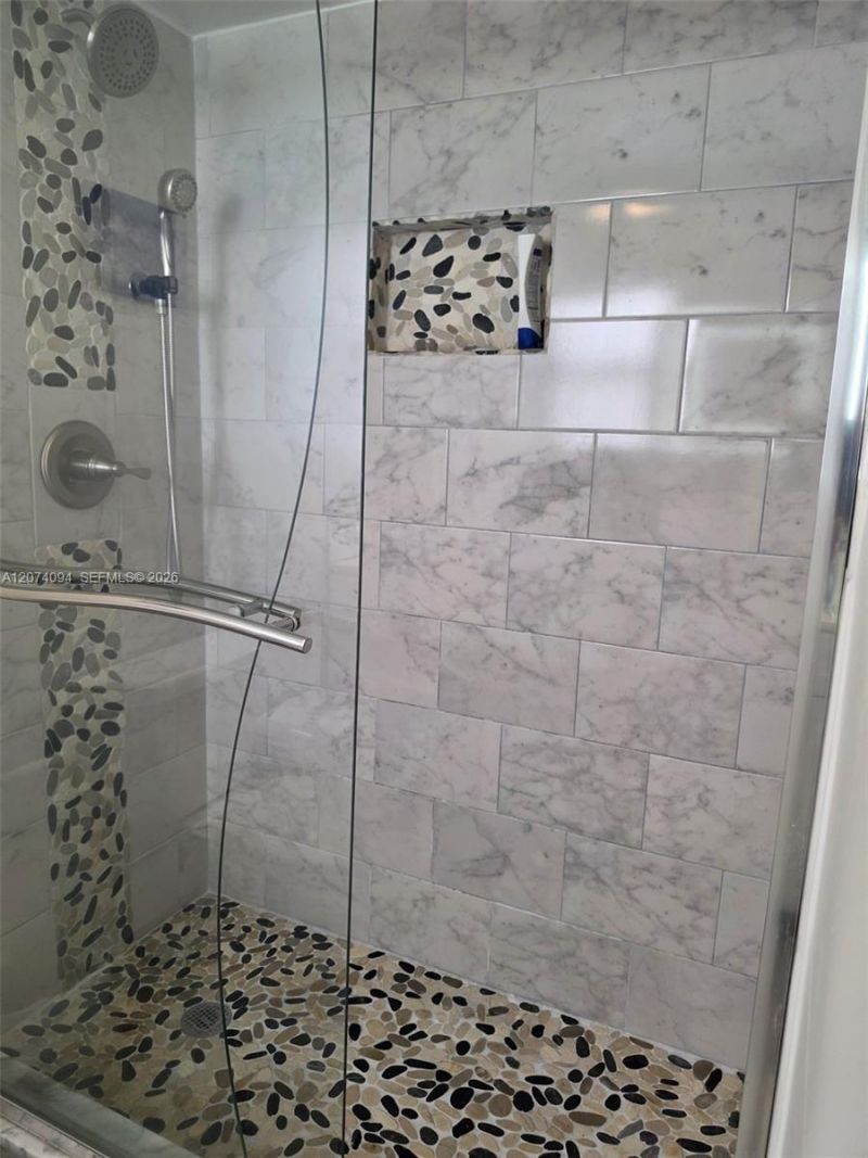 300 NE 12th Ave, Unit 108, Hallandale Beach, FL 33009 Photo
