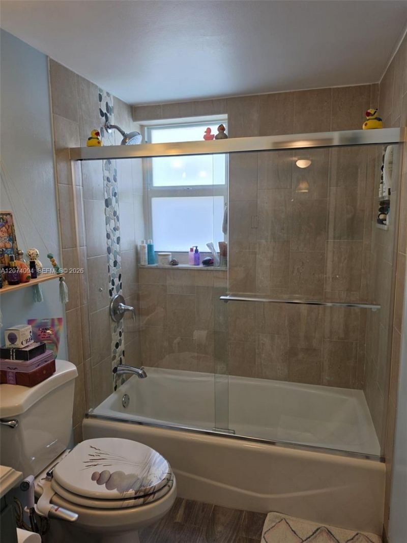 300 NE 12th Ave, Unit 108, Hallandale Beach, FL 33009 Photo