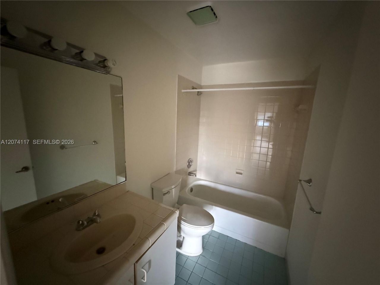 1080 N Franklin Ave , Unit 1080E, Homestead, FL 33034 Photo