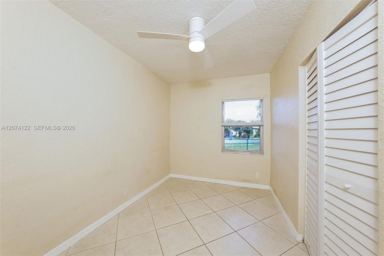 900 W Bloxham St , Lantana, FL 33462 Photo