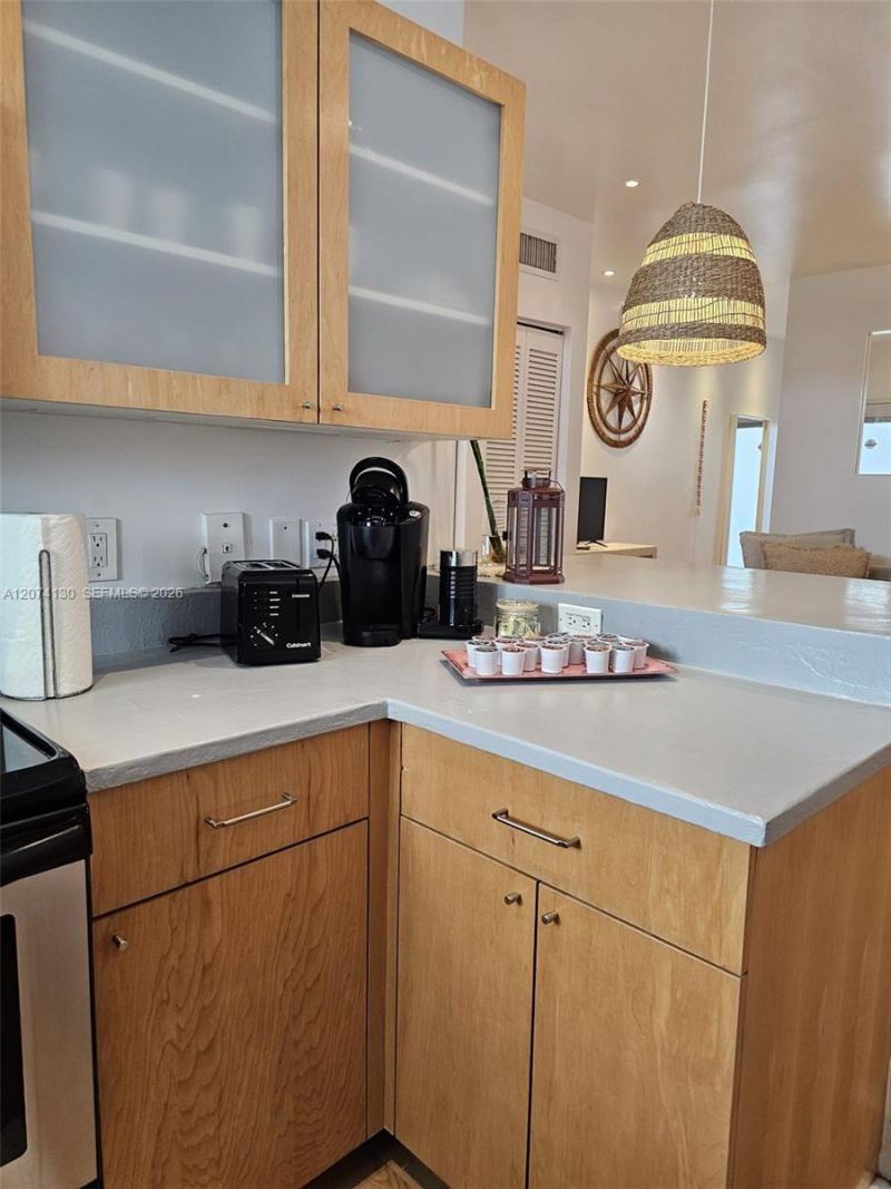 751 Collins Ave , Unit 2, Miami Beach, FL 33139 Photo