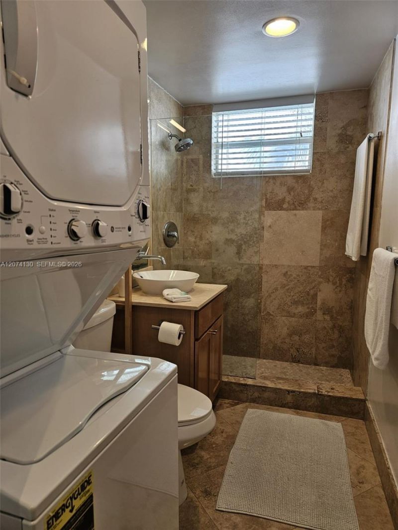 751 Collins Ave , Unit 2, Miami Beach, FL 33139 Photo