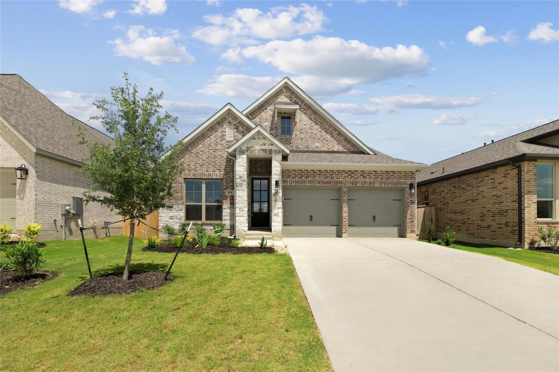 104 Chinaberry Bnd, Bastrop, TX 78602 Main Photo