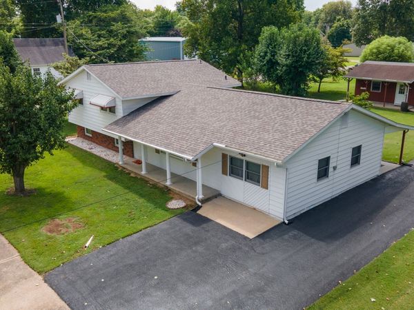 701 N 29th Street, Herrin, IL 62948