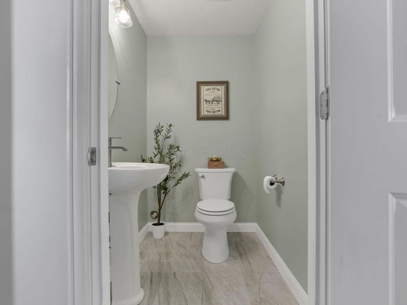 431 Eshlure Court, Delaware, OH 43015 Photo 30