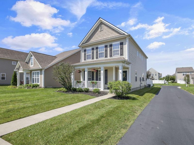 431 Eshlure Court, Delaware, OH 43015 Photo 4