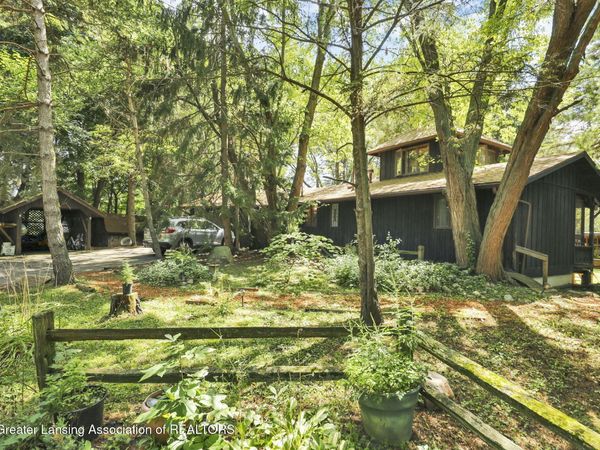 525 N Cedar Road, Mason, MI 48854