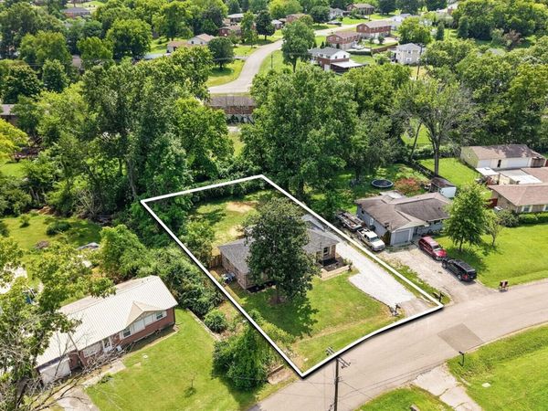 5035 Bonnameade Dr , Hermitage, TN 37076
