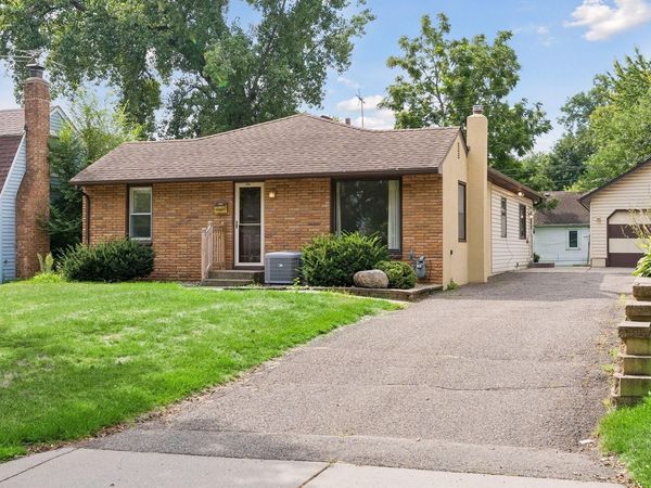 96 Orange Avenue W, Saint Paul, MN 55117