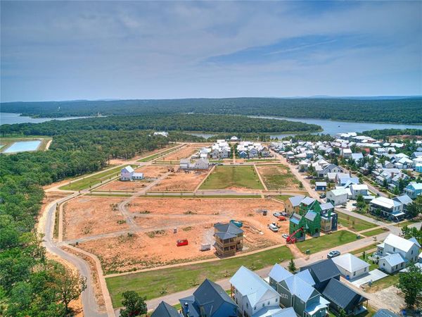 60 Boulevard, Carlton Landing, OK 74432