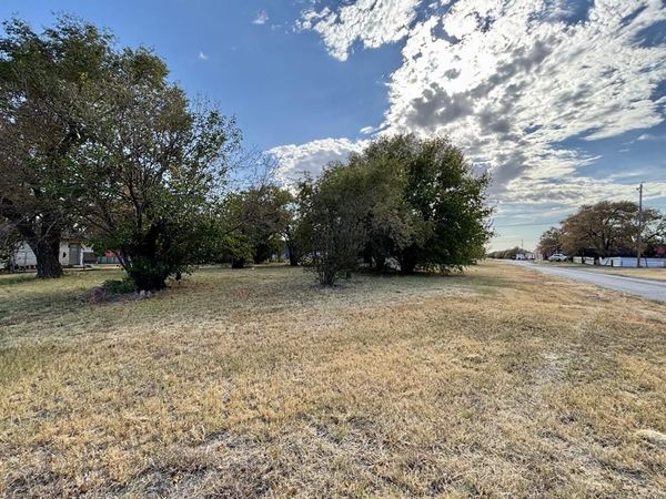 207 N Elm Street, Granite, OK 73547