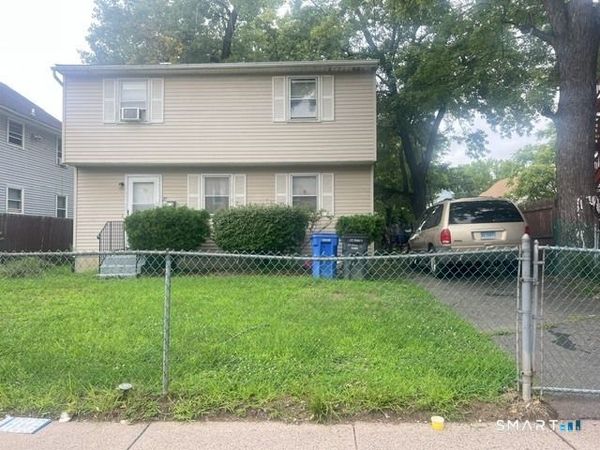 27 Center, Hartford, CT 06120