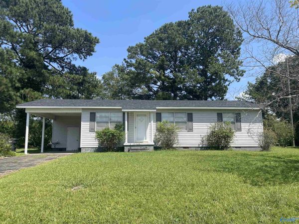 1733 Shelby Drive, Southside, AL 35907