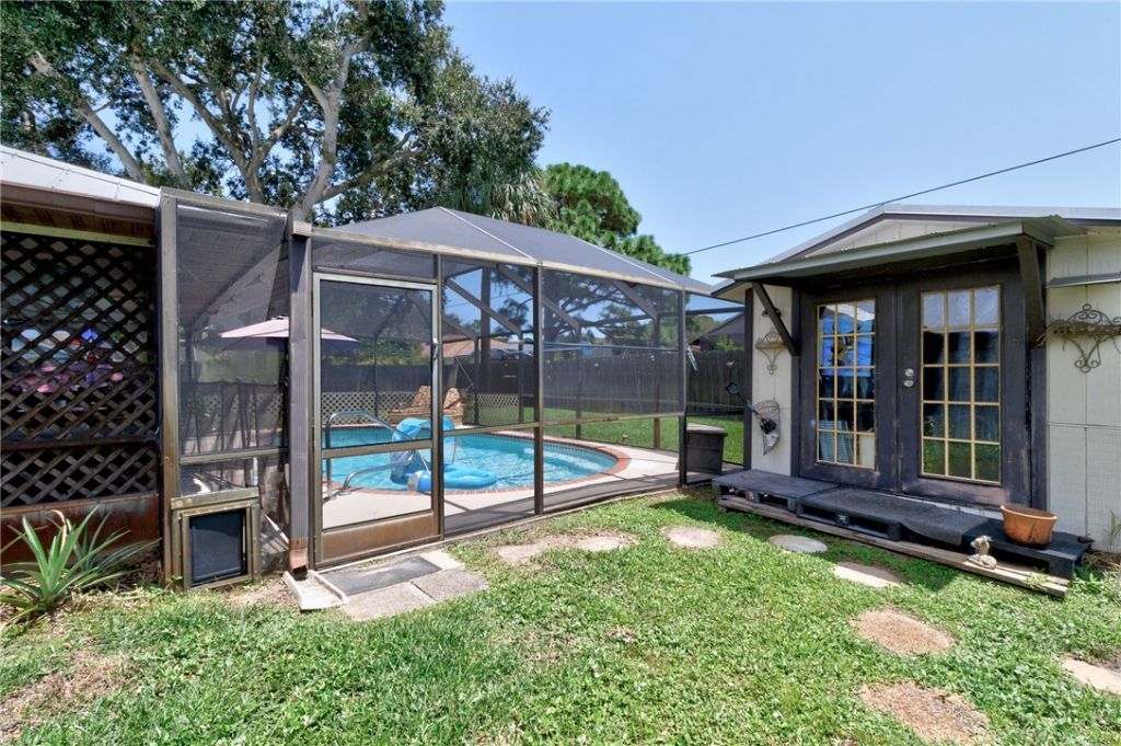 732 Wimbrow Drive, Unit 2, Sebastian, FL 32958 Photo