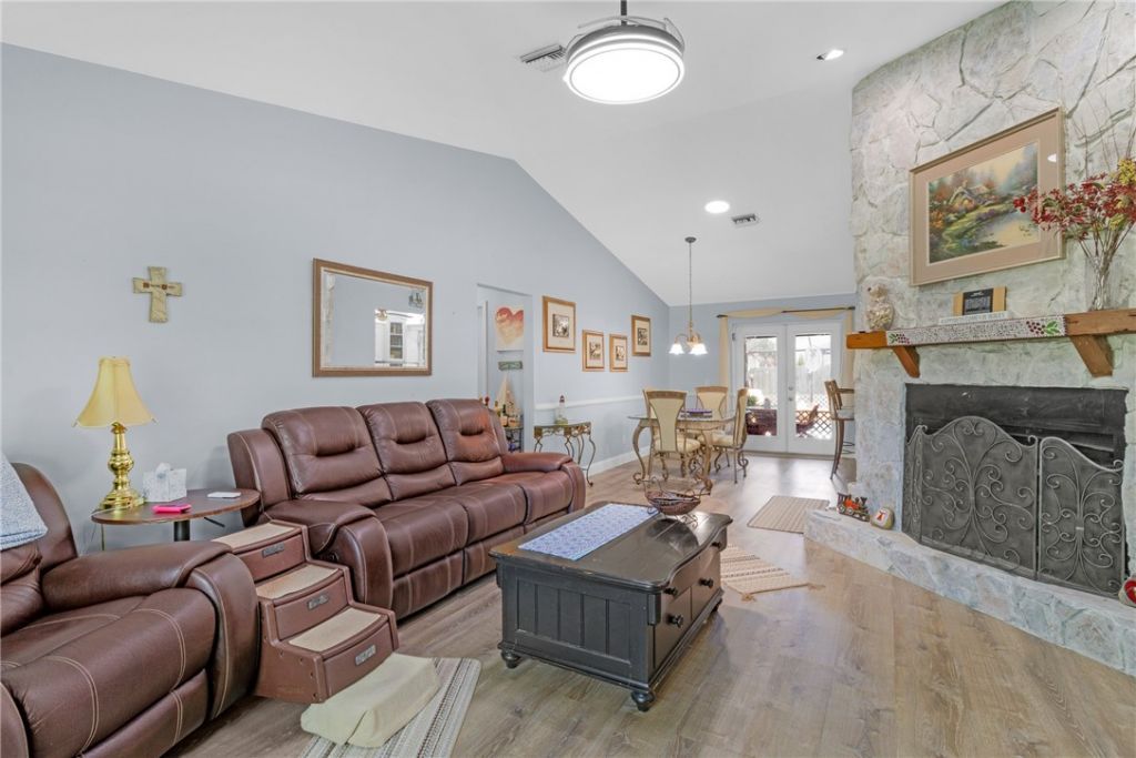 732 Wimbrow Drive, Unit 2, Sebastian, FL 32958 Photo