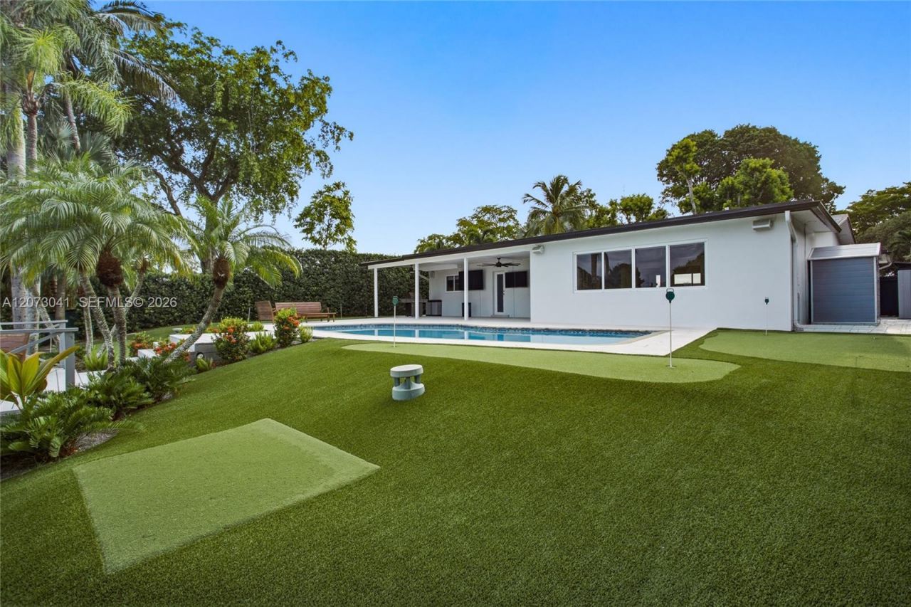 1721 NW 114th Ave , Pembroke Pines, FL 33026 Photo