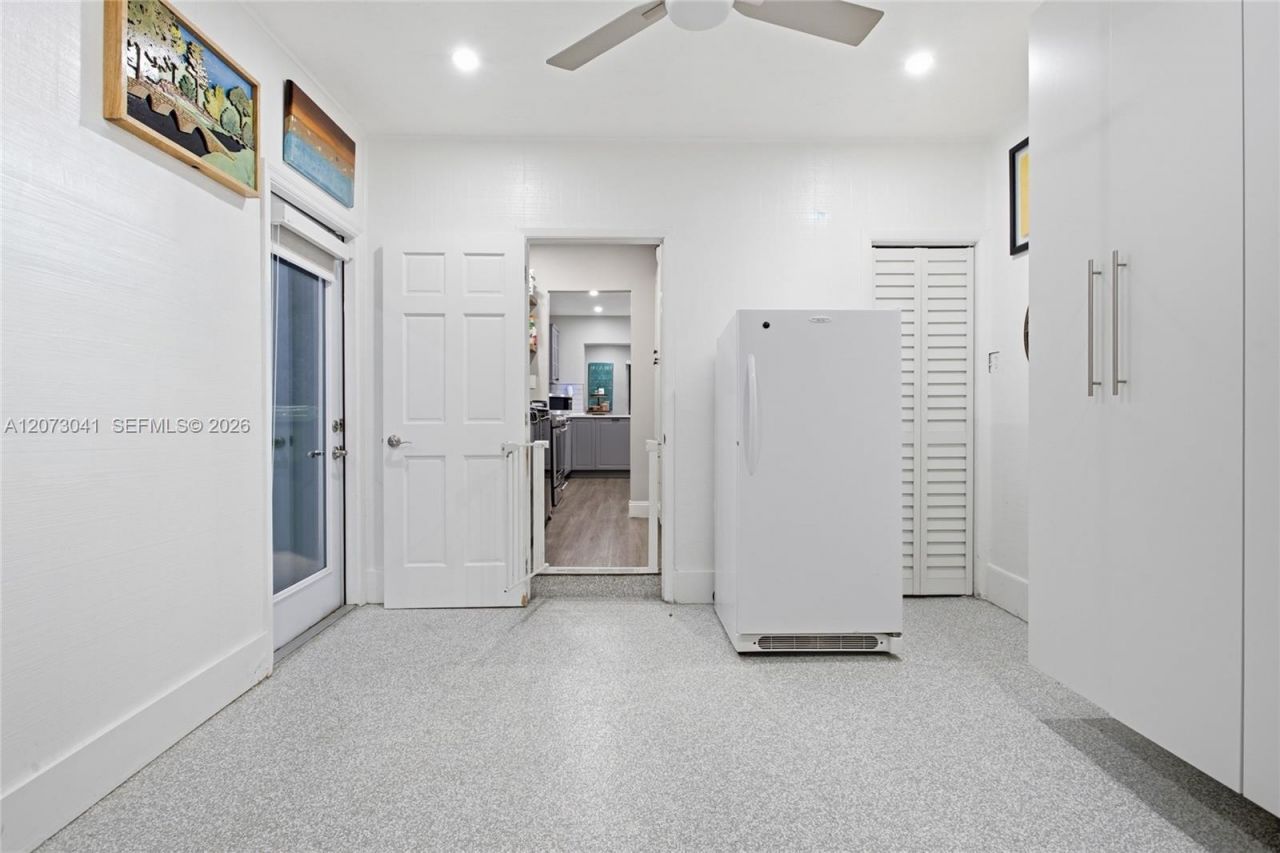 1721 NW 114th Ave , Pembroke Pines, FL 33026 Photo