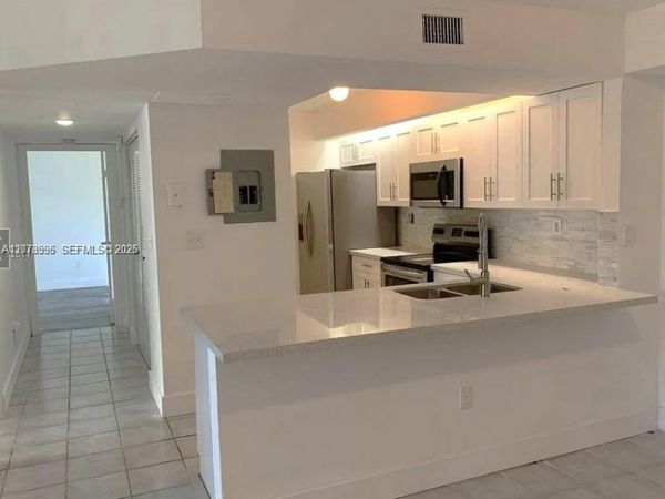 8670 SW 212th St , Unit 105, Cutler Bay, FL 33189