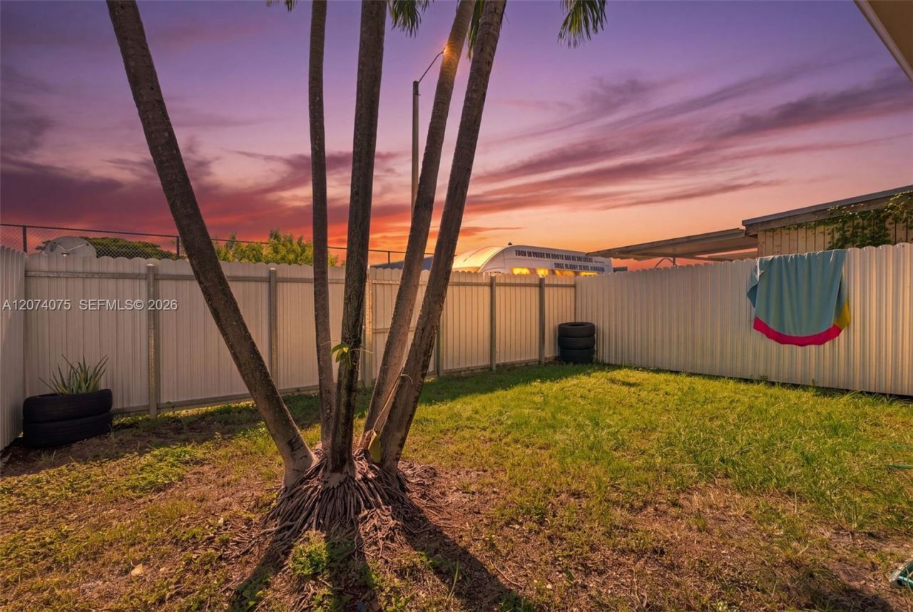 19367 NW 45th Ave , Miami Gardens, FL 33055 Photo