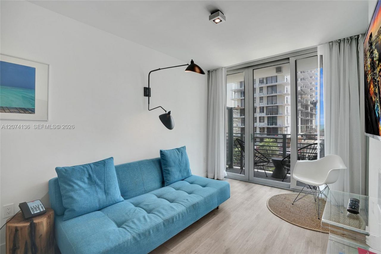 6080 Collins Ave , Unit 520, Miami Beach, FL 33140 Photo