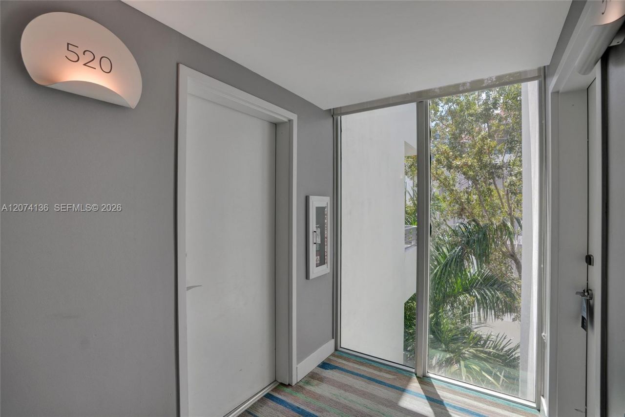 6080 Collins Ave , Unit 520, Miami Beach, FL 33140 Photo