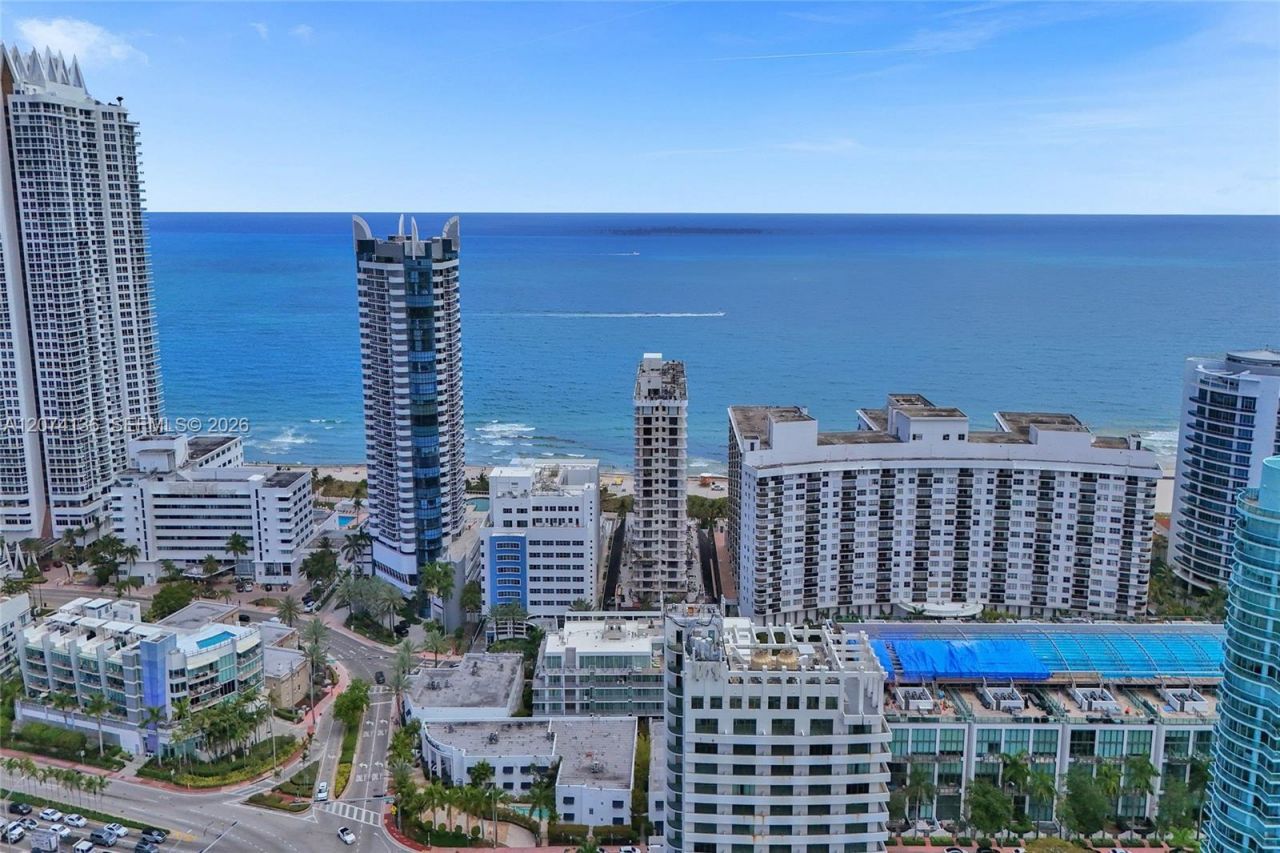 6080 Collins Ave , Unit 520, Miami Beach, FL 33140 Photo