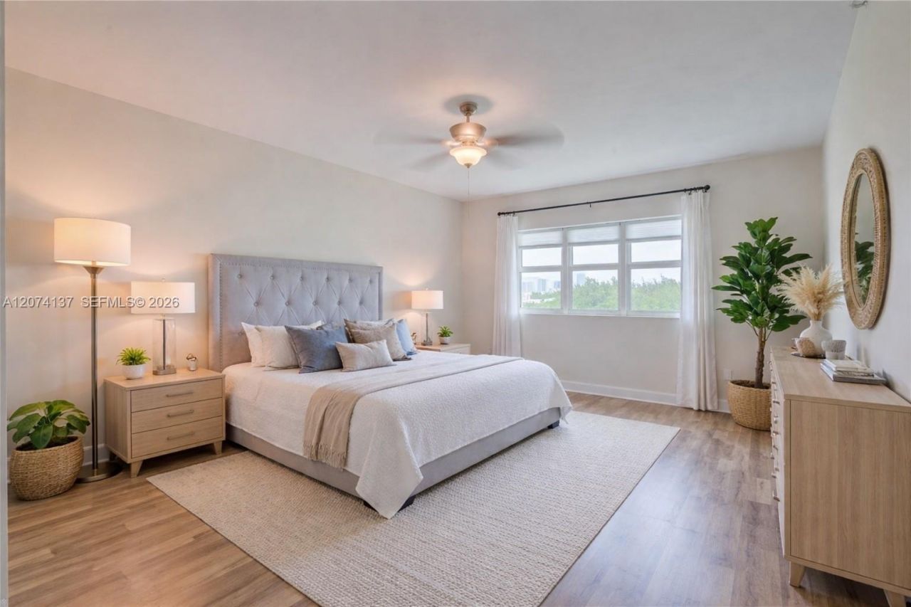 15051 Royal Oaks Ln , Unit 503, North Miami, FL 33181 Photo