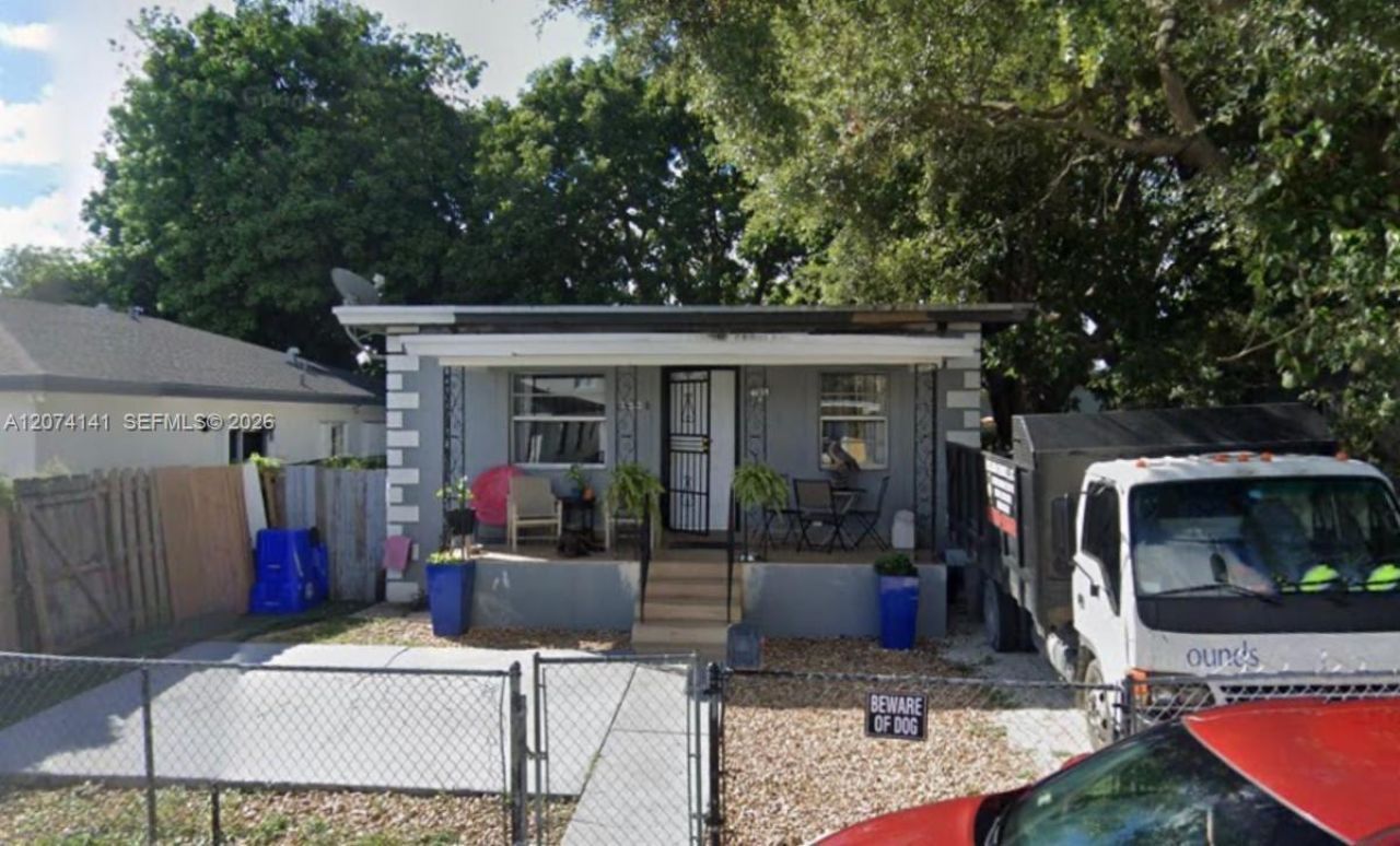 1530 NW 68th Ter, Miami, FL 33147 Photo