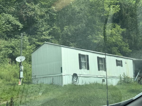 1061 Vandale Fork Rd, Spencer, WV 25276