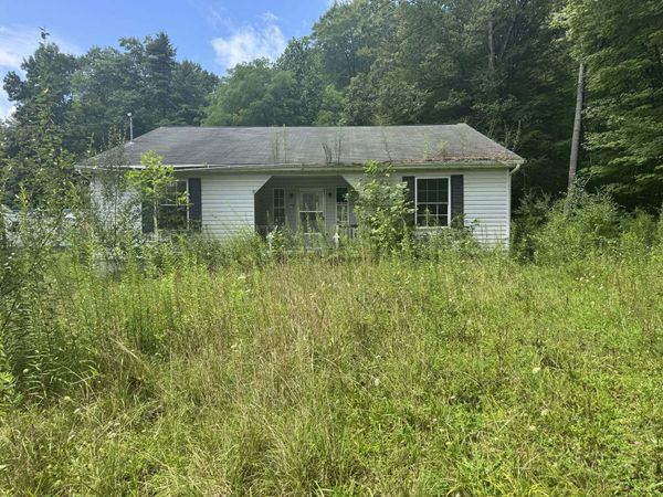 153 Cook Rd, Rupert, WV 25984