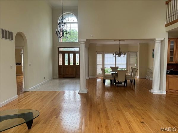 14228 Manderleigh Woods Drive, Chesterfield, MO 63017
