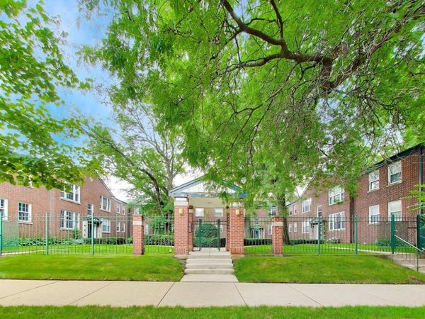 2417 W Fitch Avenue , Unit 1, Chicago, IL 60645