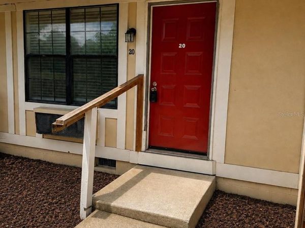 420-420 MILLS STREET , Unit 20, LEESBURG, FL 34748