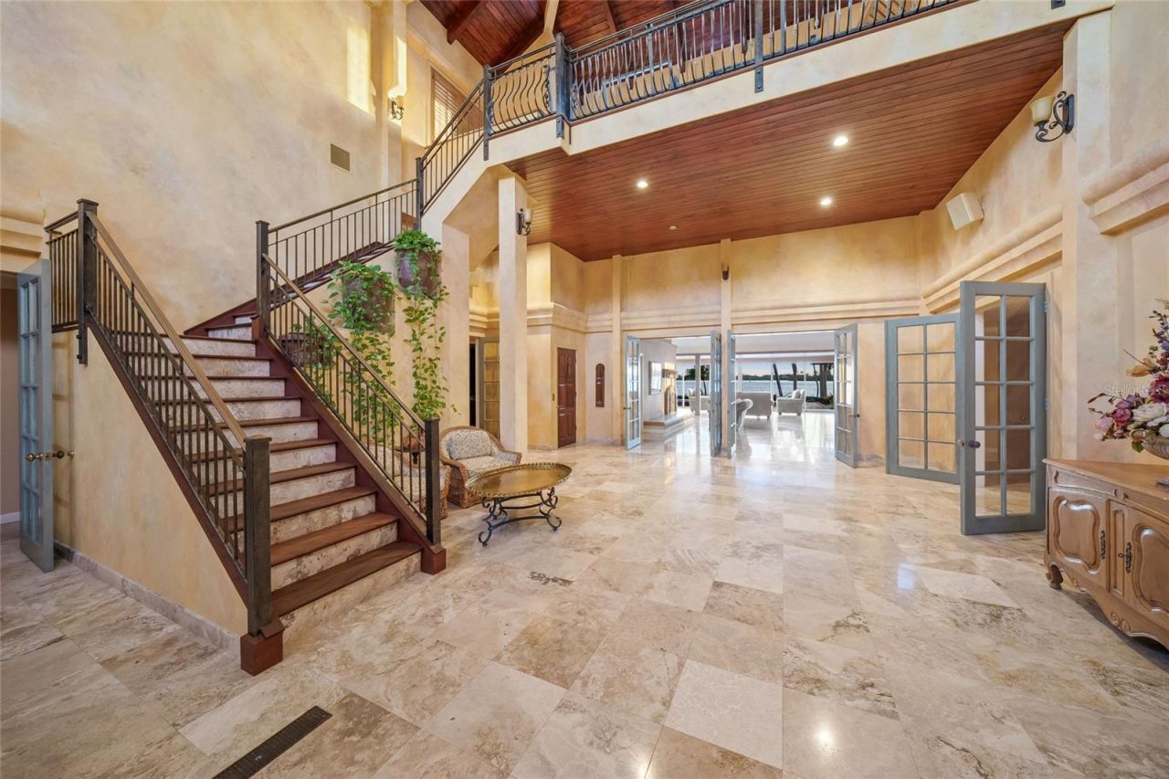 1136 N Lake Shore Drive, Sarasota, FL 34231 Photo