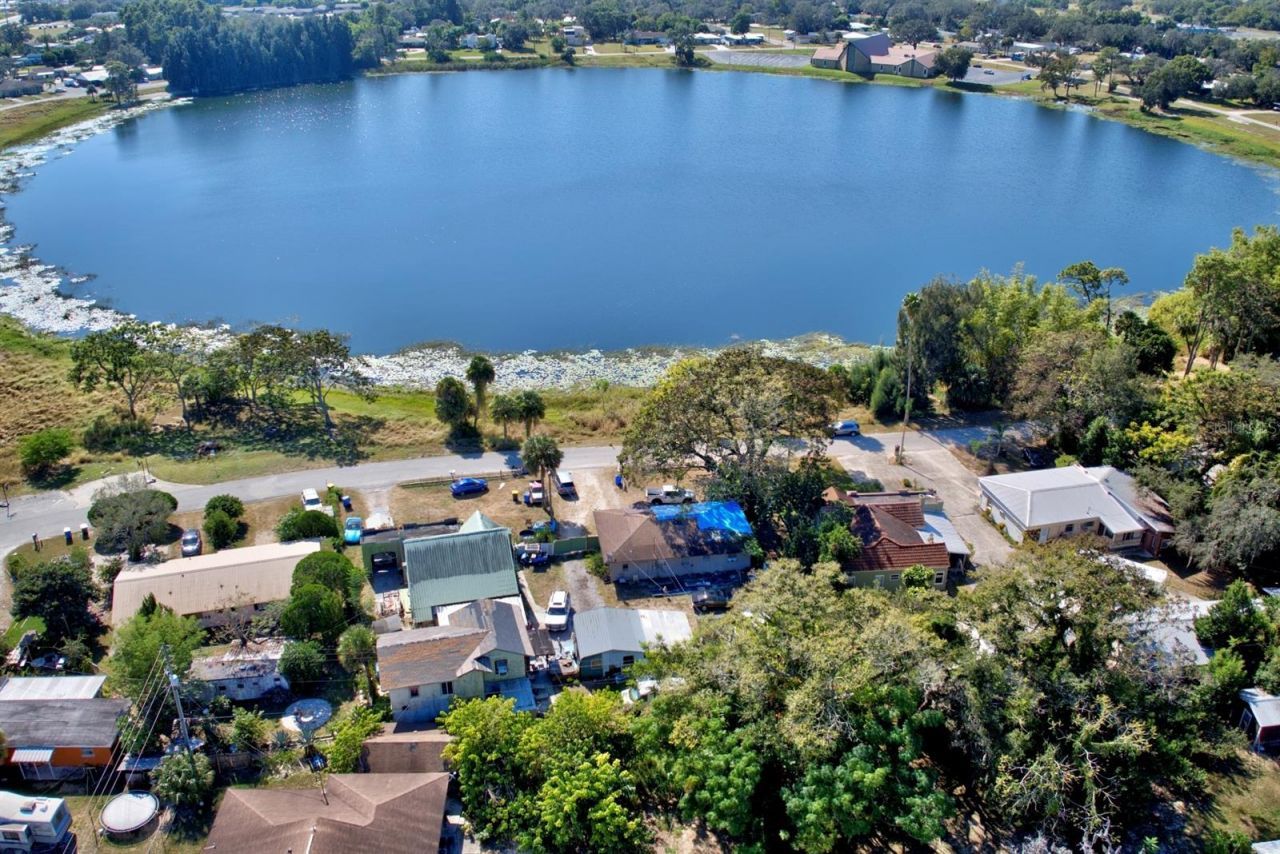 2577 Lake Lillian Drive , Avon Park, FL 33825 Photo