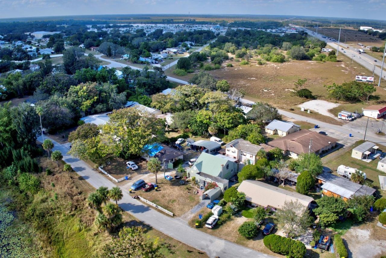 2577 Lake Lillian Drive , Avon Park, FL 33825 Photo