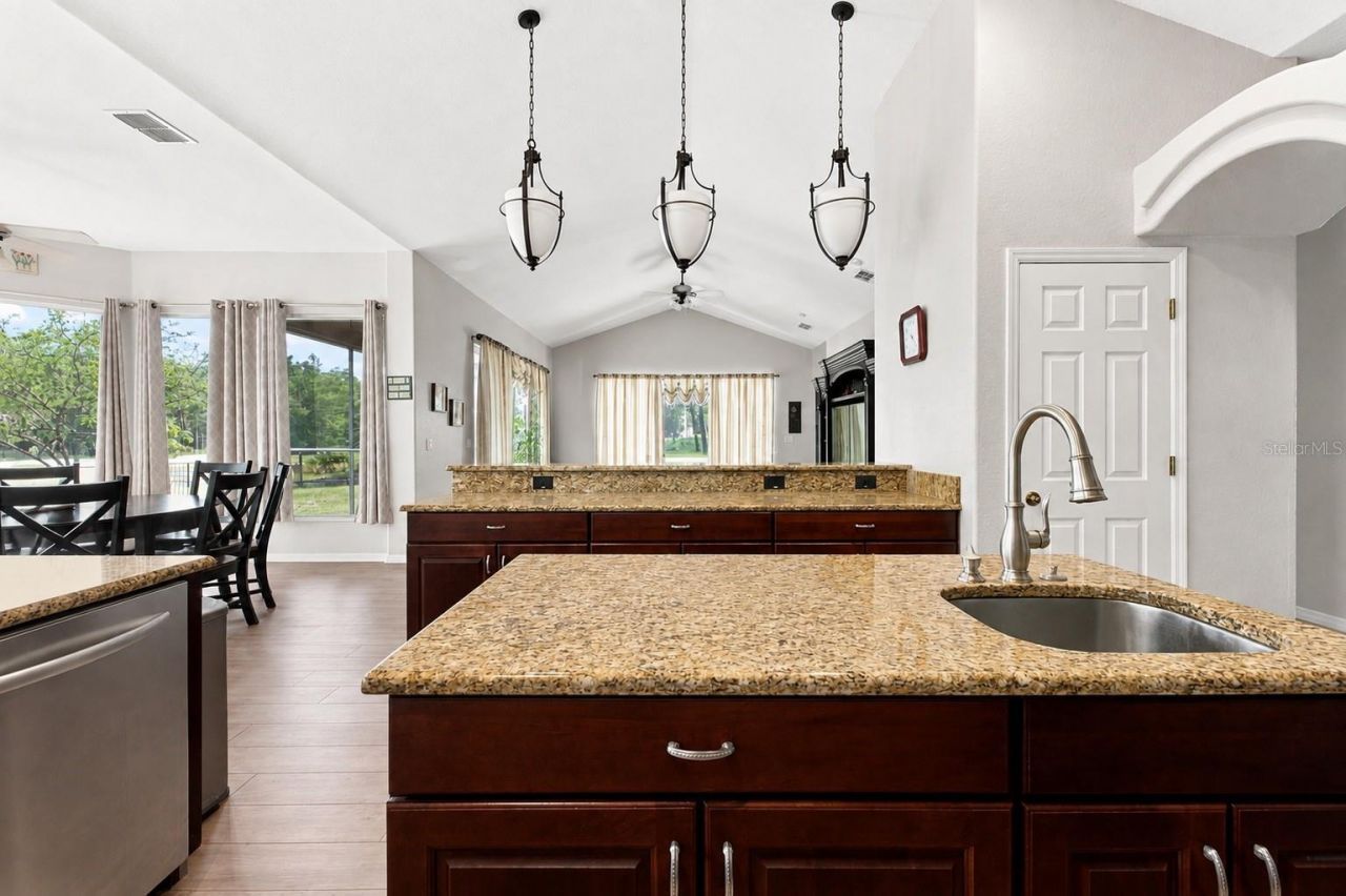 11200 Woodland Waters Boulevard , Weeki Wachee, FL 34613 Photo
