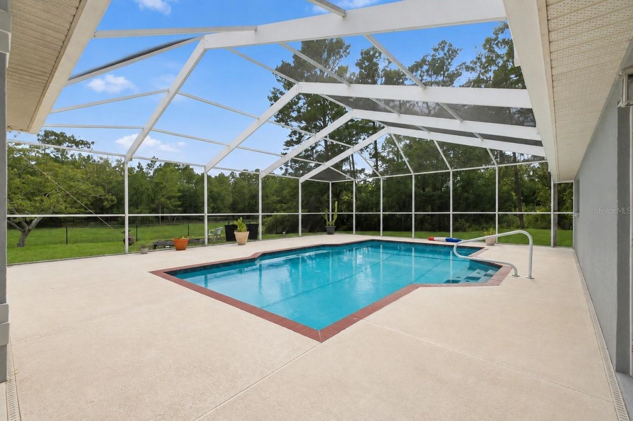11200 Woodland Waters Boulevard , Weeki Wachee, FL 34613 Photo