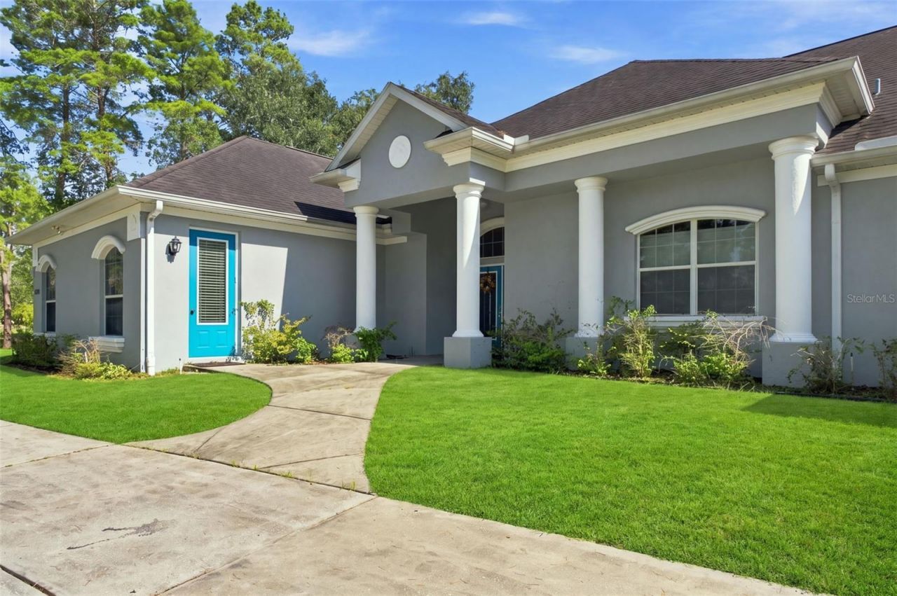 11200 Woodland Waters Boulevard , Weeki Wachee, FL 34613 Photo