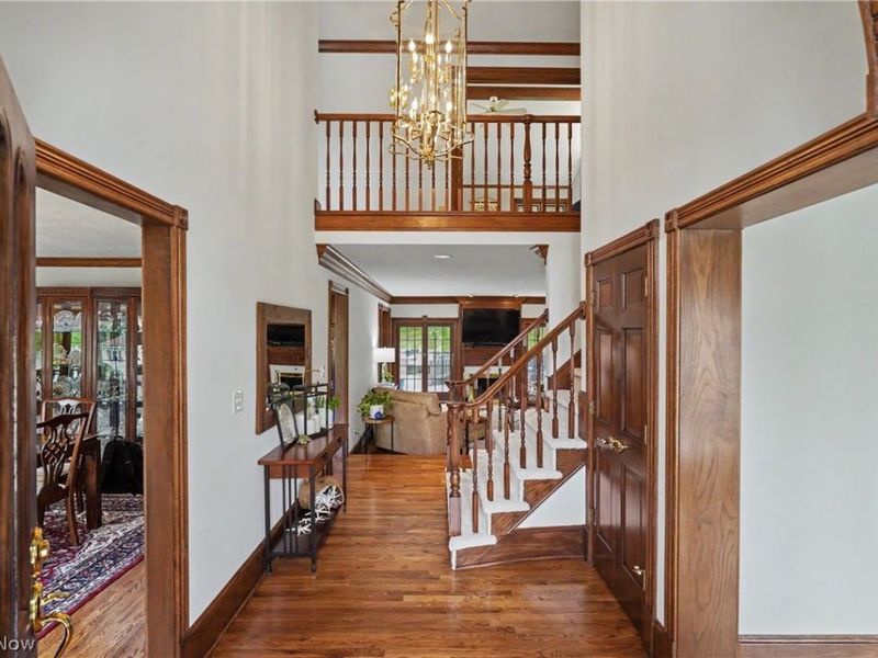 2835 Valley Road, Cuyahoga Falls, OH 44223 Photo 5