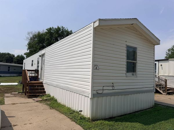 911 E Duke St. #3, Vermillion, SD 57069