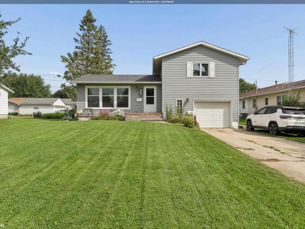 306 W Elmore St., Manly, IA 50456