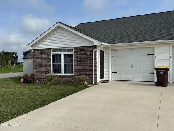 101 Paradise Lane , Sherwood, OH 43556