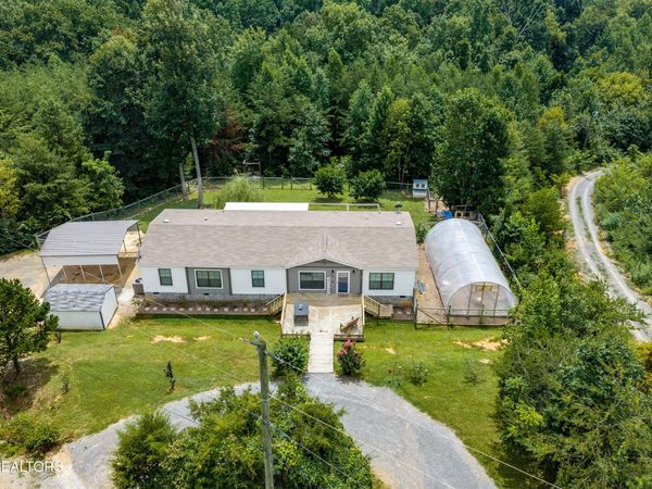 126 Gregory Lane, Maynardville, TN 37807