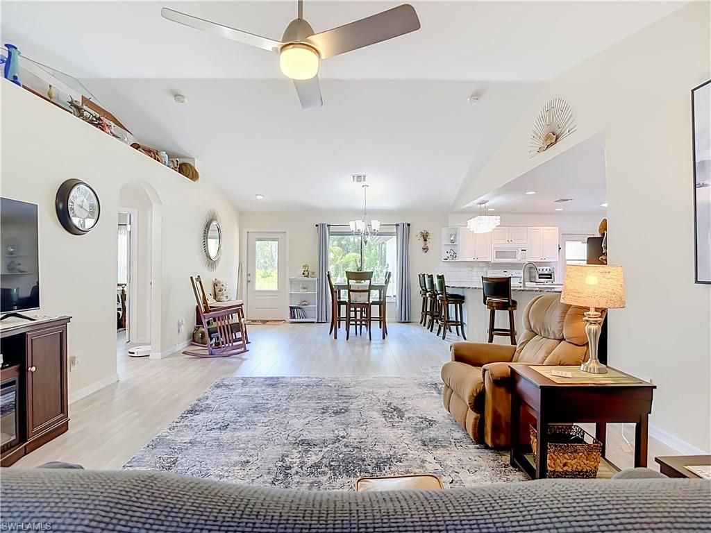927 Franklin St E, Lehigh Acres, FL 33974 Photo