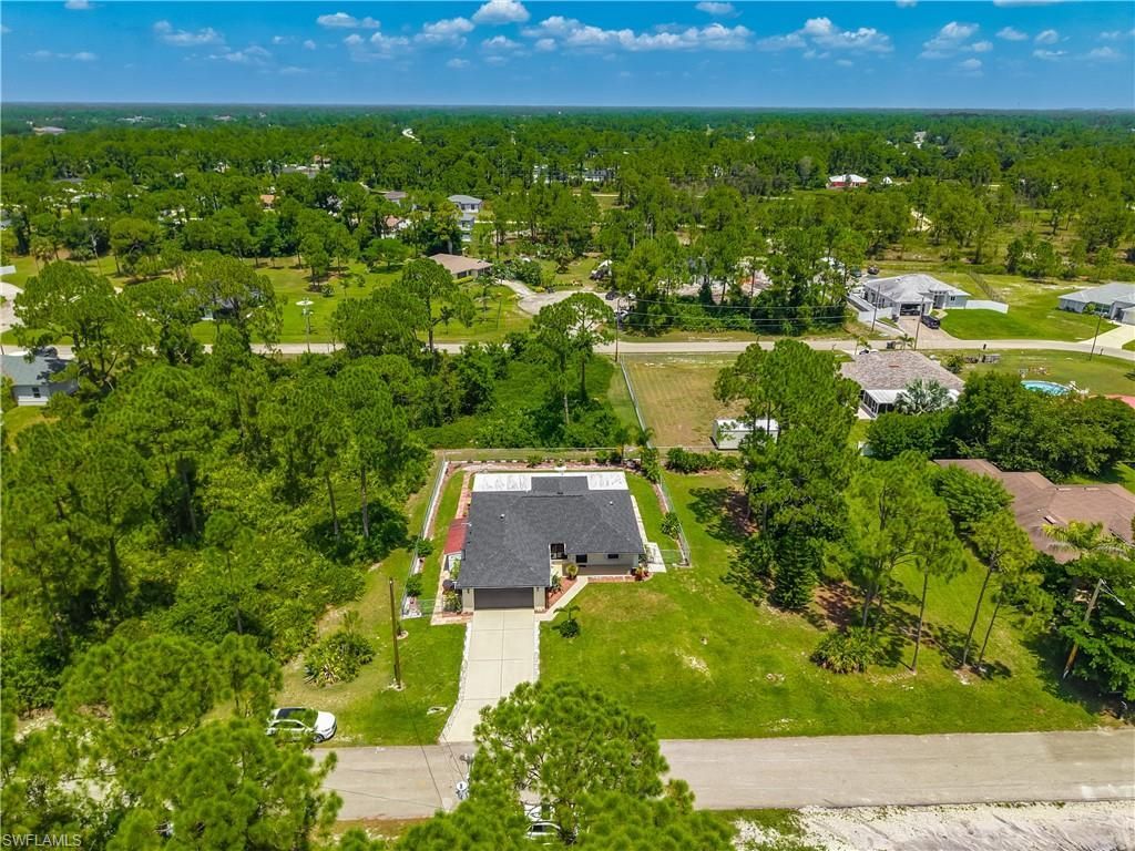 927 Franklin St E, Lehigh Acres, FL 33974 Photo