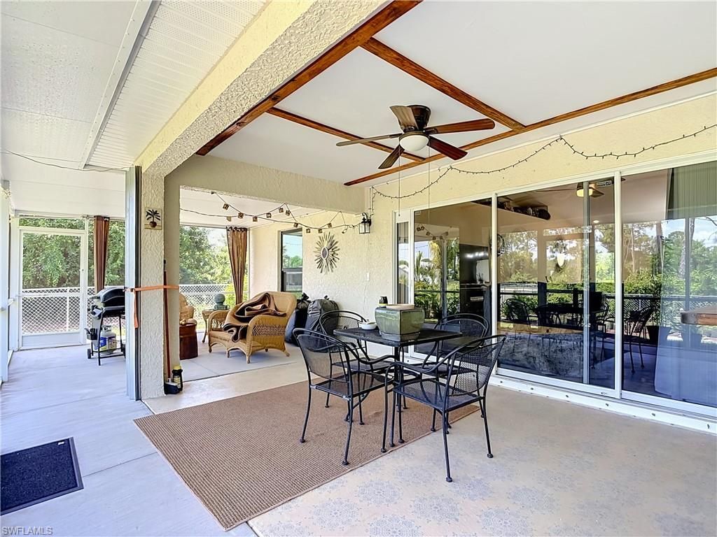 927 Franklin St E, Lehigh Acres, FL 33974 Photo
