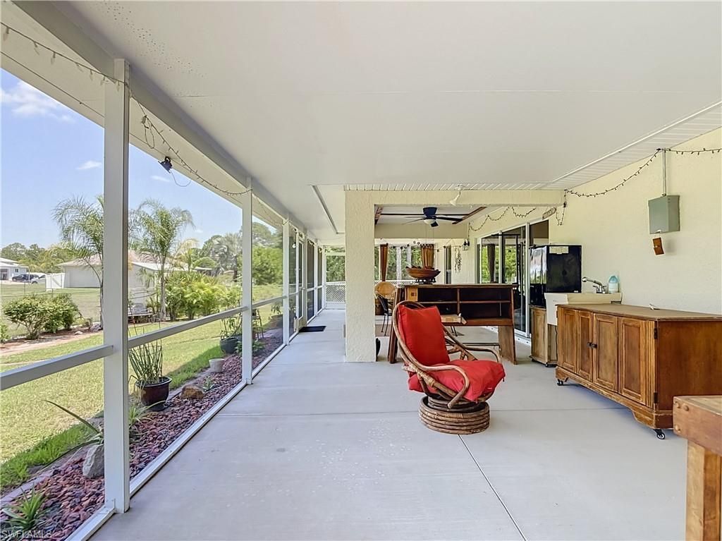 927 Franklin St E, Lehigh Acres, FL 33974 Photo