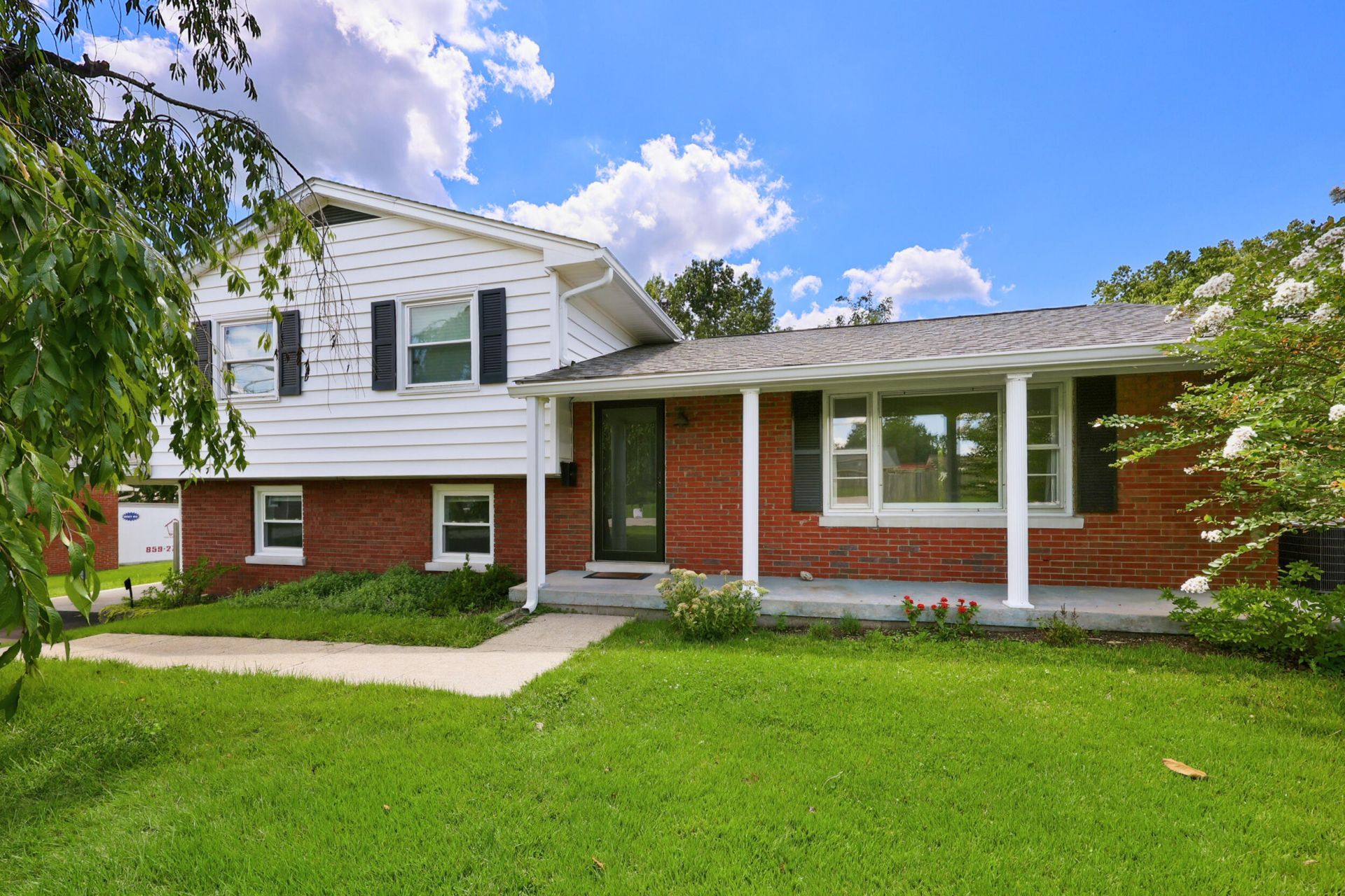 400 Hiawatha Trail, Georgetown, KY 40324 Main Photo