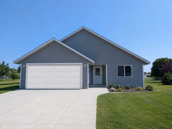 601 W 7th Avenue, Osakis, MN 56360